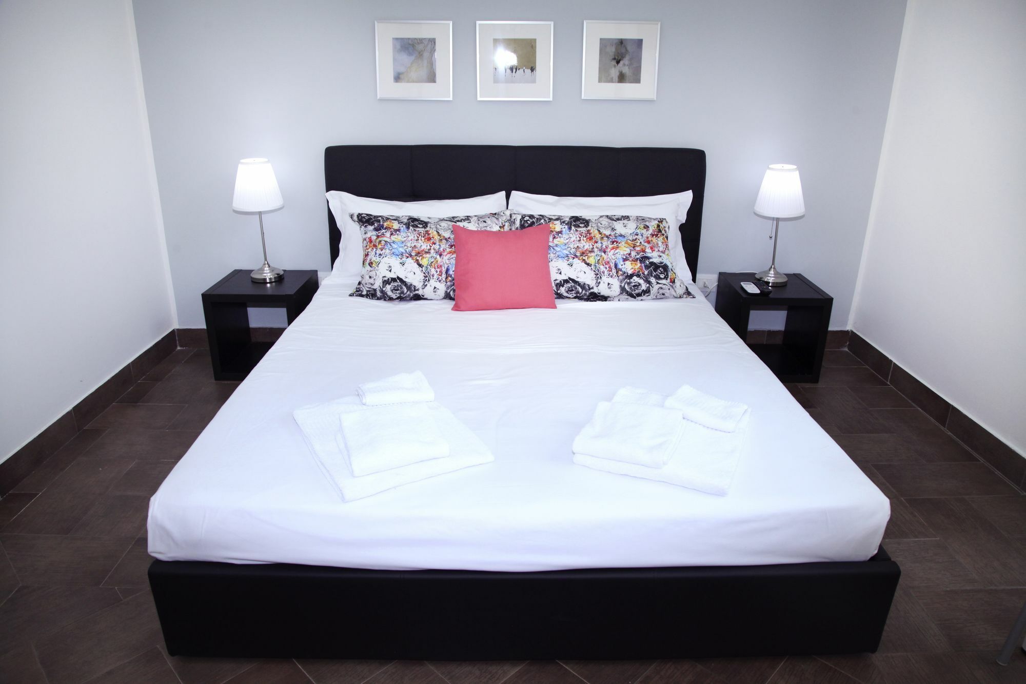Toledostation B&B نابولي المظهر الخارجي الصورة