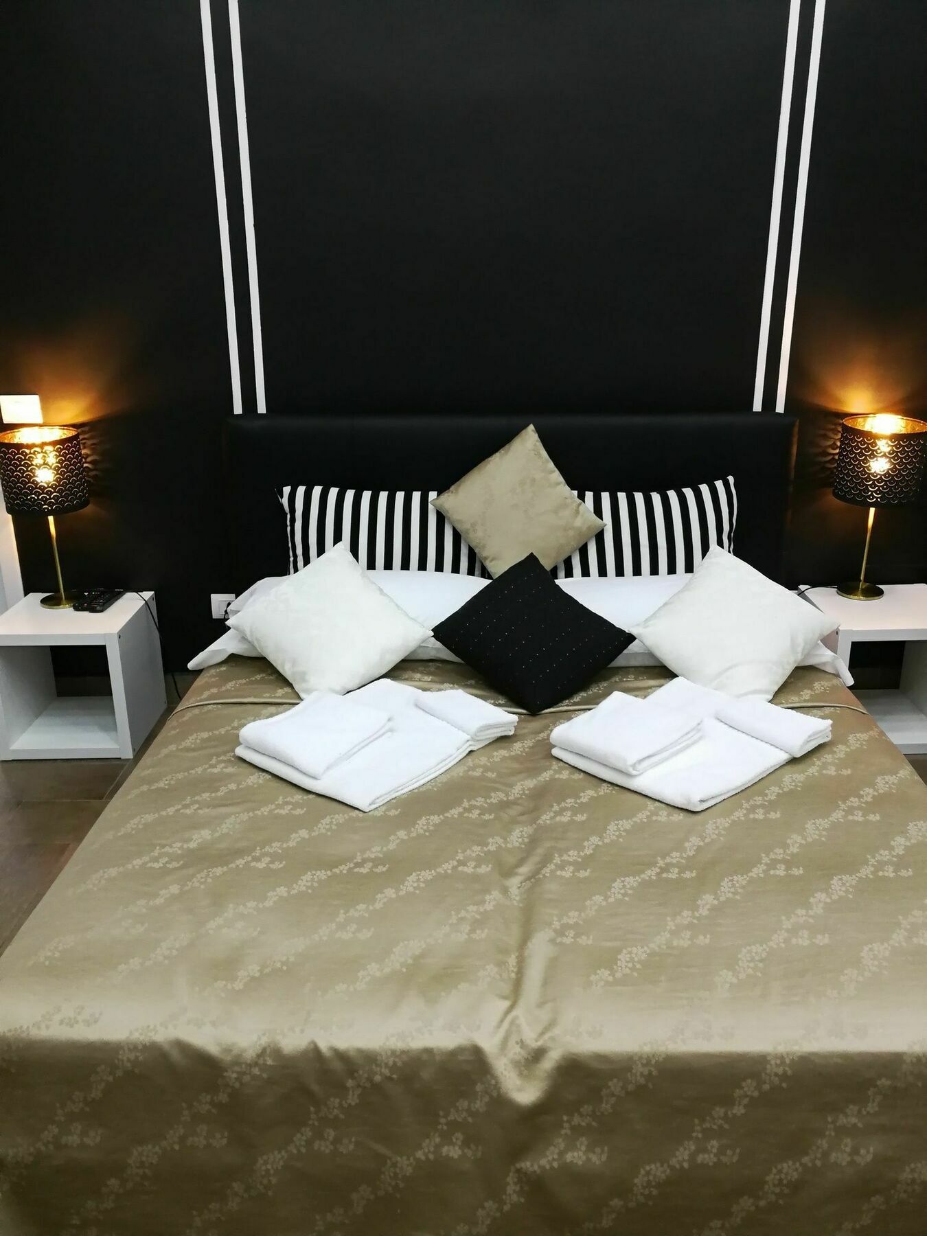 Toledostation B&B نابولي المظهر الخارجي الصورة